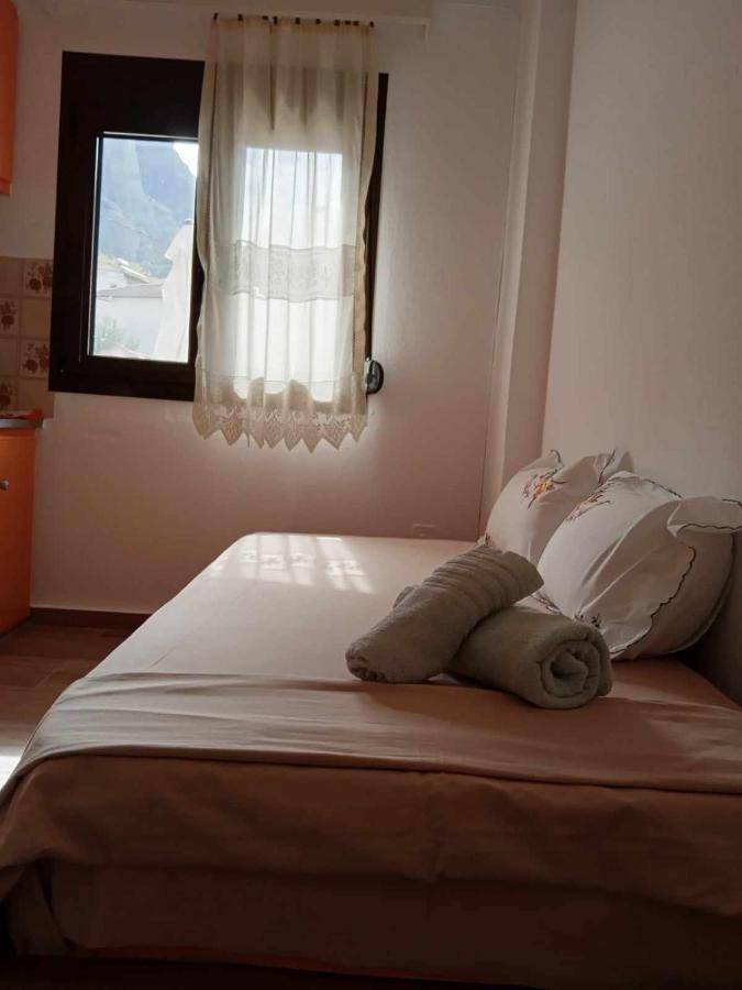 קאלאבאקה Argiris Old City House 2 מראה חיצוני תמונה